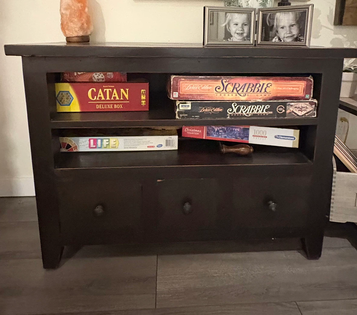 Tv stand