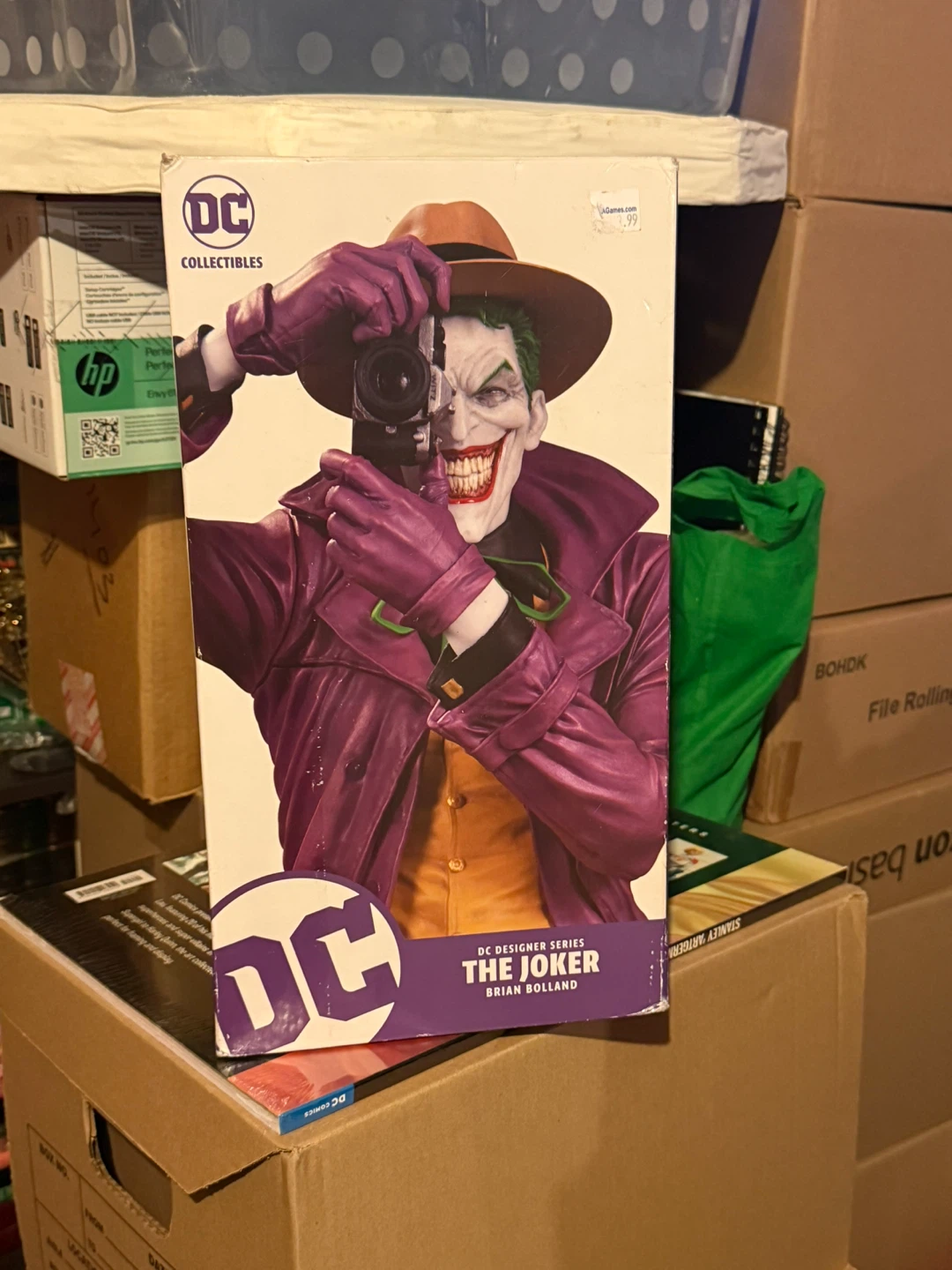 DC Collectibles Designer Series The Joker Brian Bolland Statue - photo 3