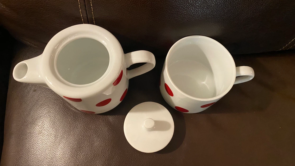 White Ceramic Teapot and Mug Set with Red Polka Dots - photo 4