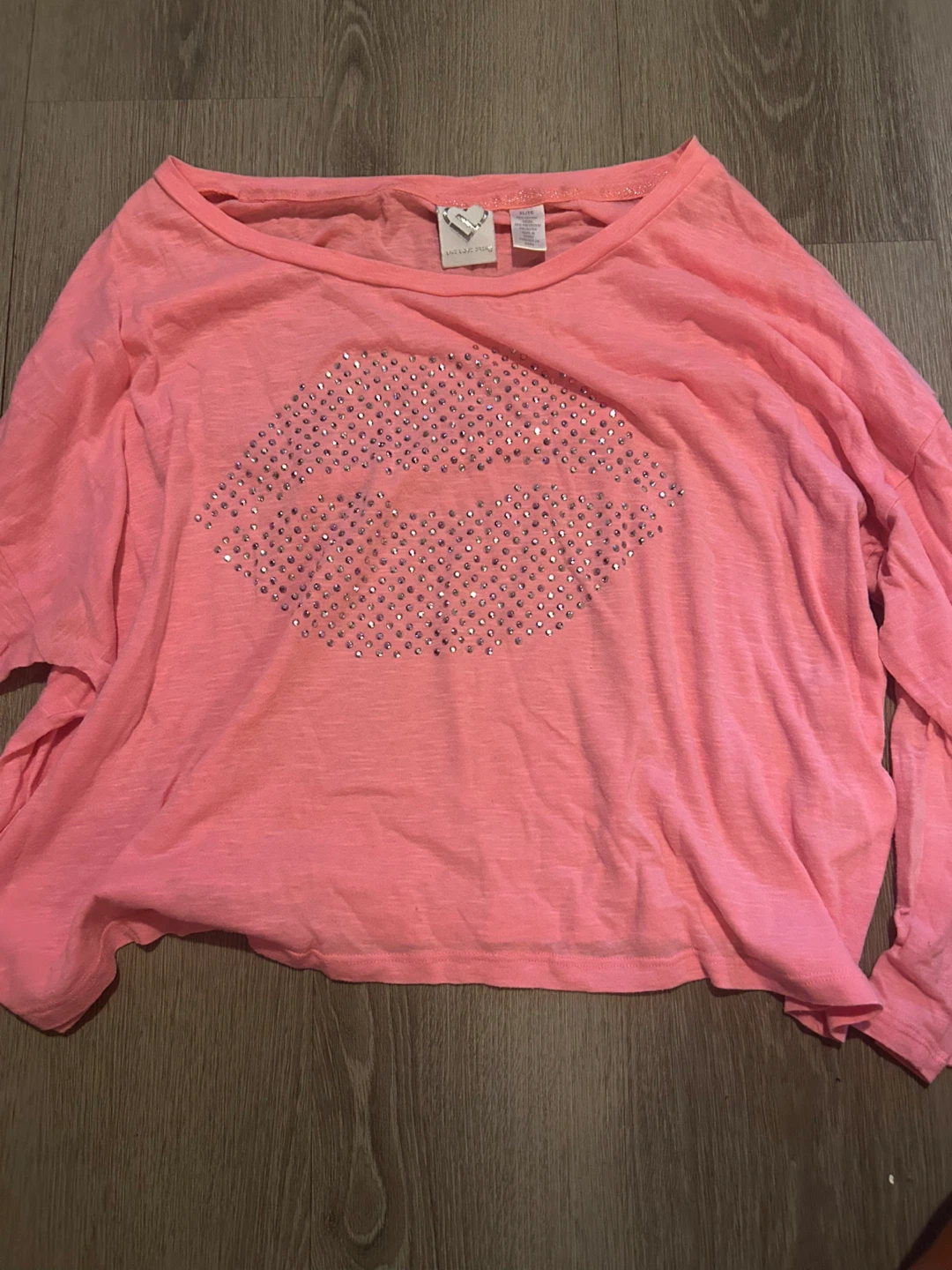 Pink Long Sleeve T-Shirt with Rhinestone Lips - Size M