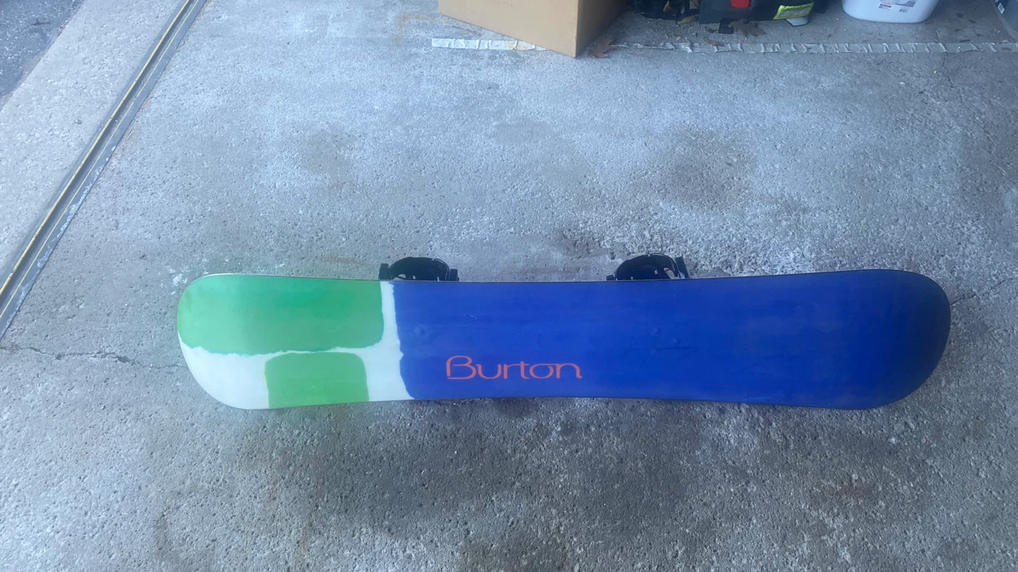 Burton Snowboard with Bindings - Size 152 - photo 2