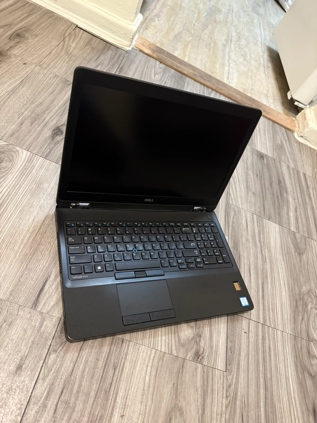 Dell Latitude 7370 Laptop i7 6th Generation windows 11 pro - photo 3
