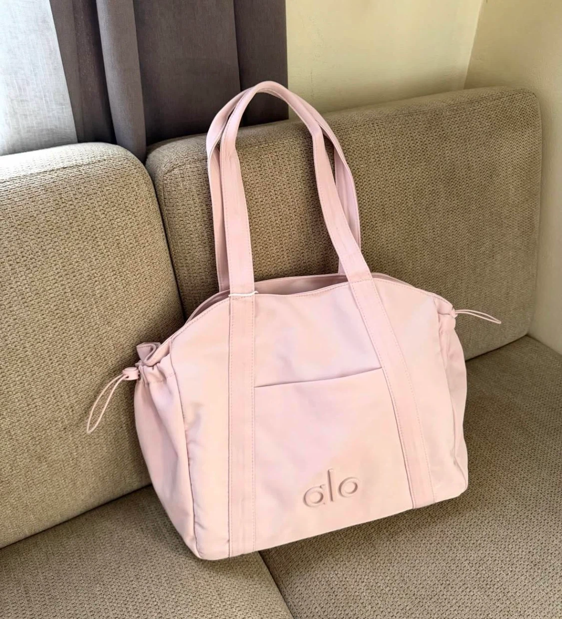 Alo Yoga Tote Bag - Light Pink