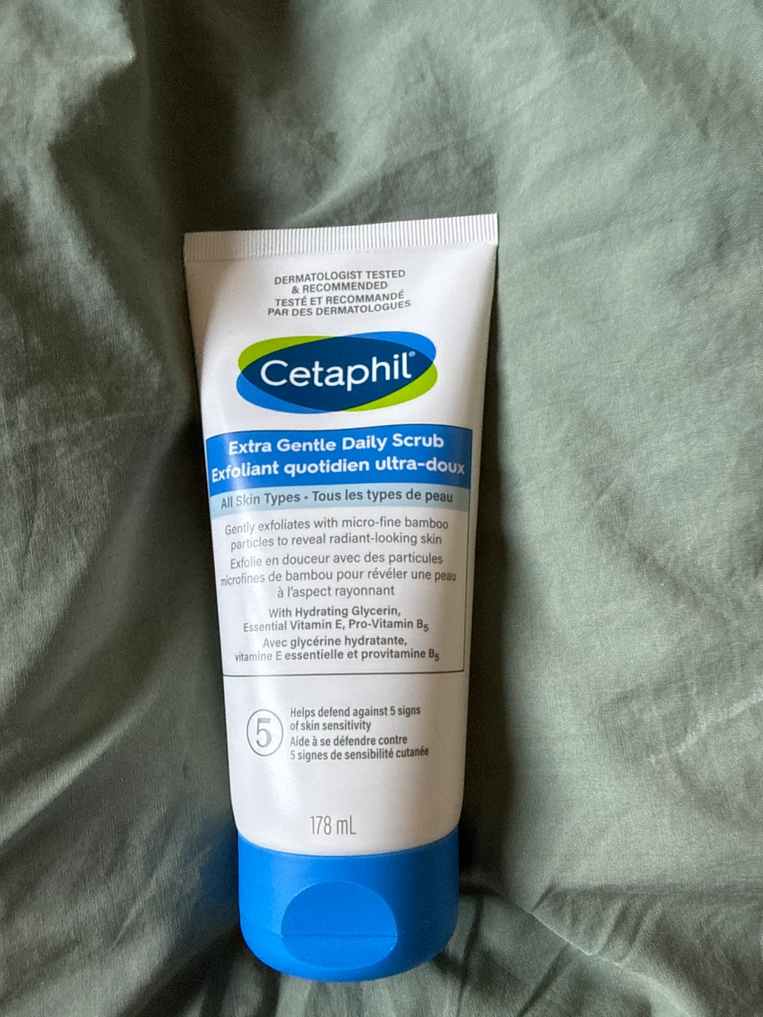 Cetaphil Extra Gentle Daily Scrub 178 mL