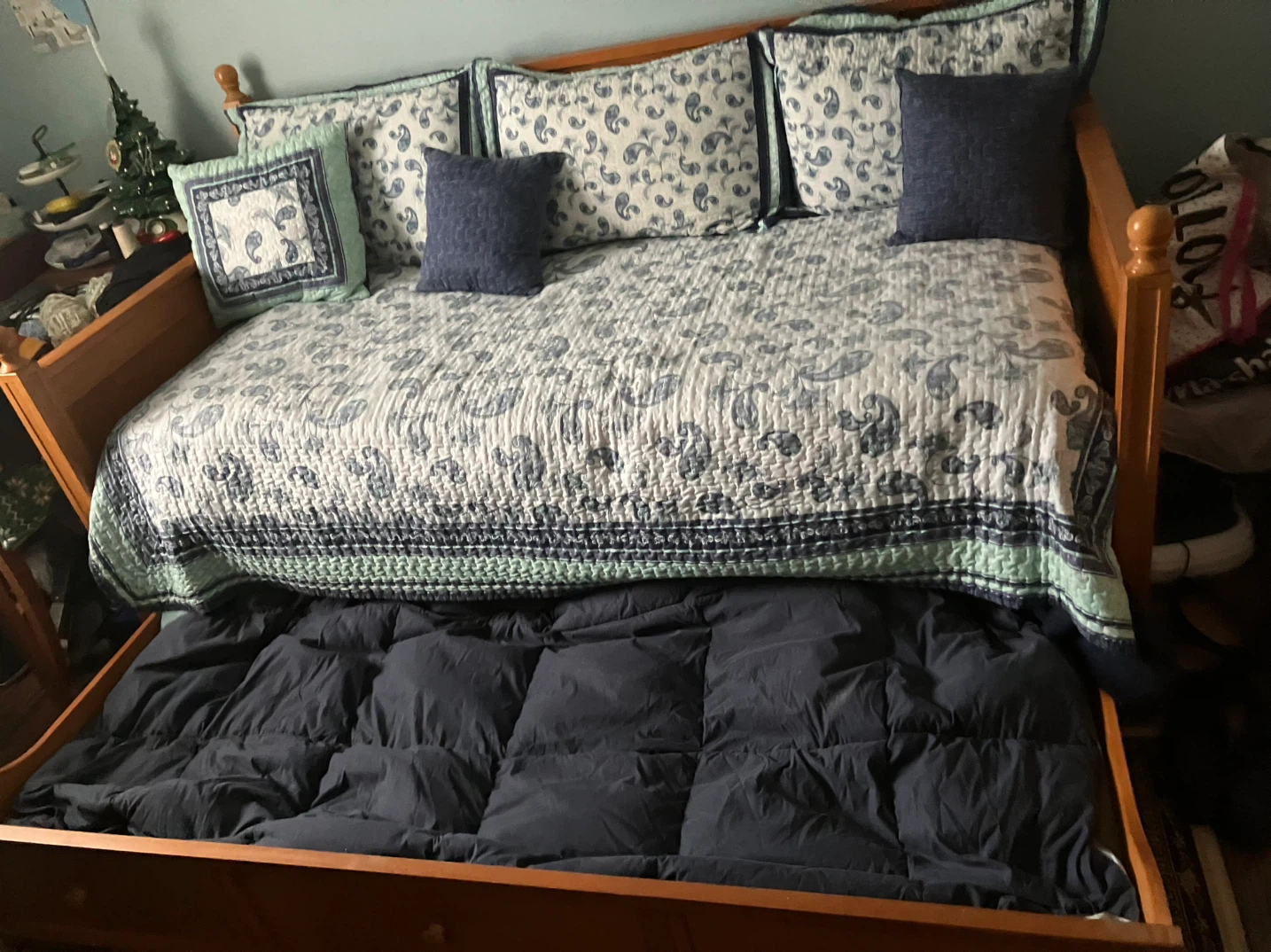 Solid Wood Daybed with Trundle - photo 2