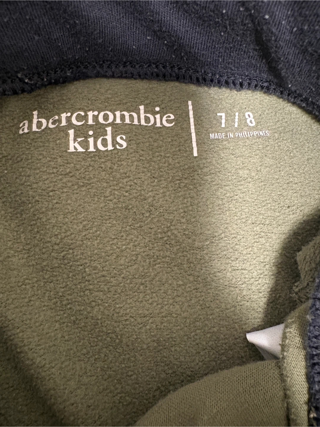 abercrombie kids Green Camo Hoodie & Joggers Set Kids Size 7/8 - photo 3