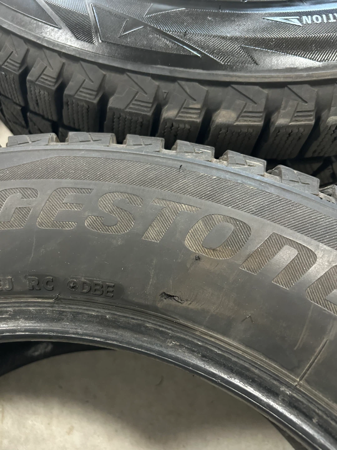 Bridgestone Blizzak DM-V2 Tires 255/60R19 - photo 5