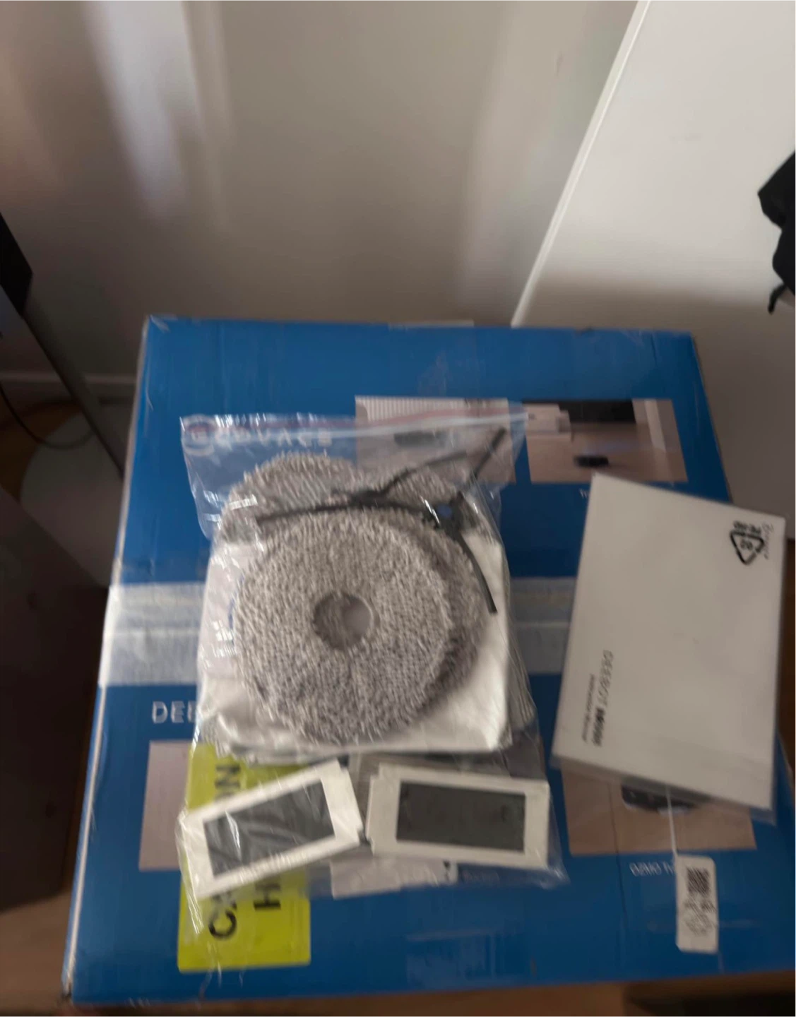 ECOVACS DEEBOT T30S Robotic Vacuum & Mop - photo 3