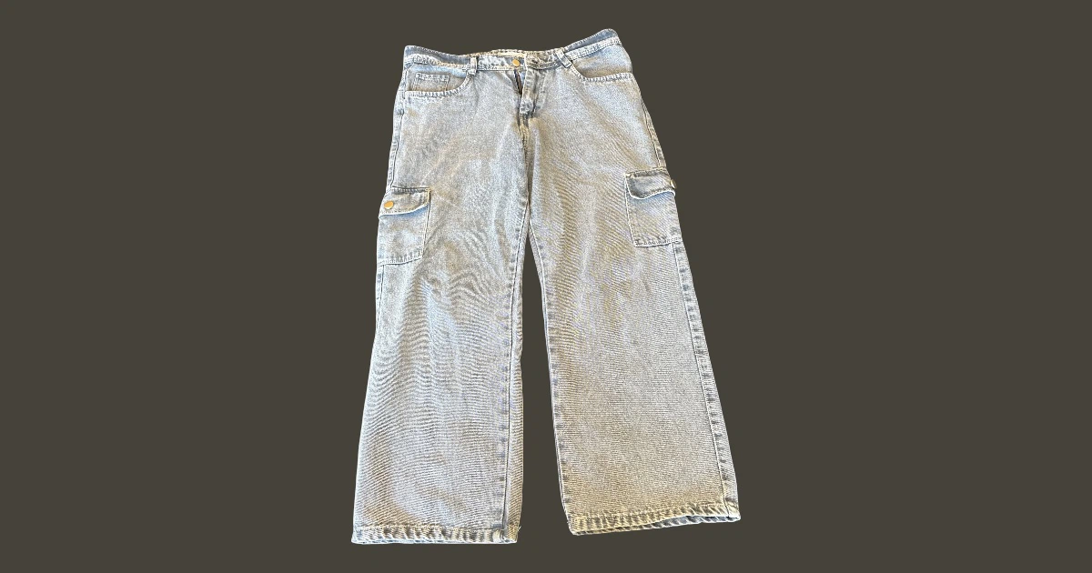 Women's Wide Leg Cargo Jeans