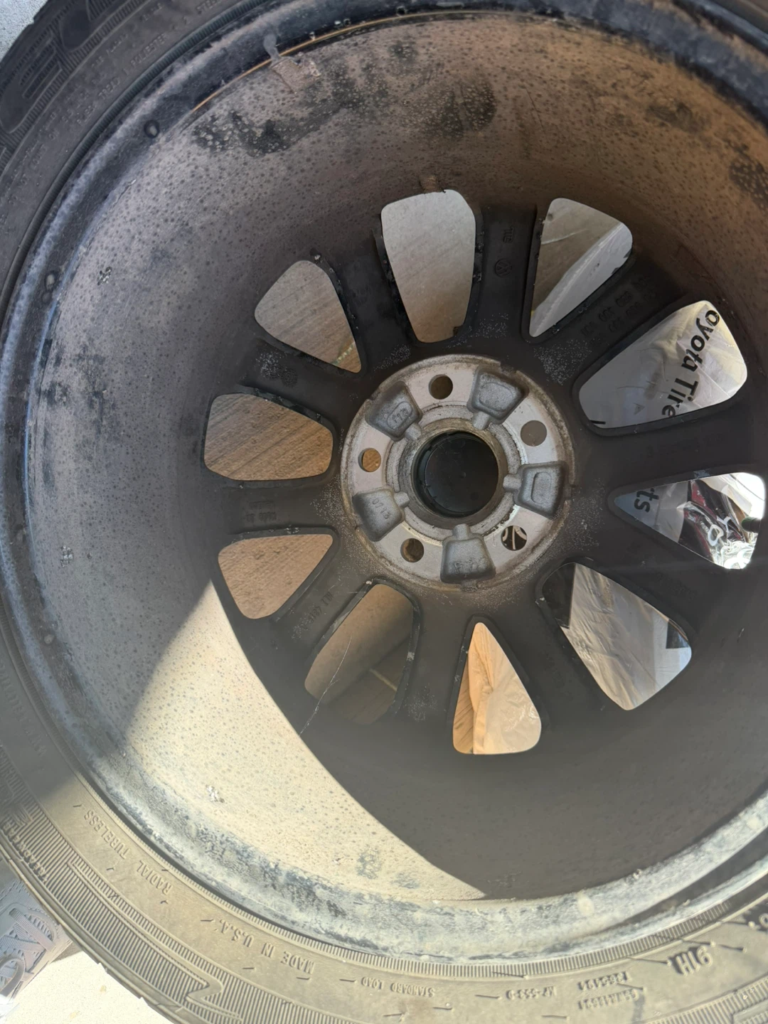 Volkswagen Alloy Wheel 6.5Jx16H2 ET50 - photo 3