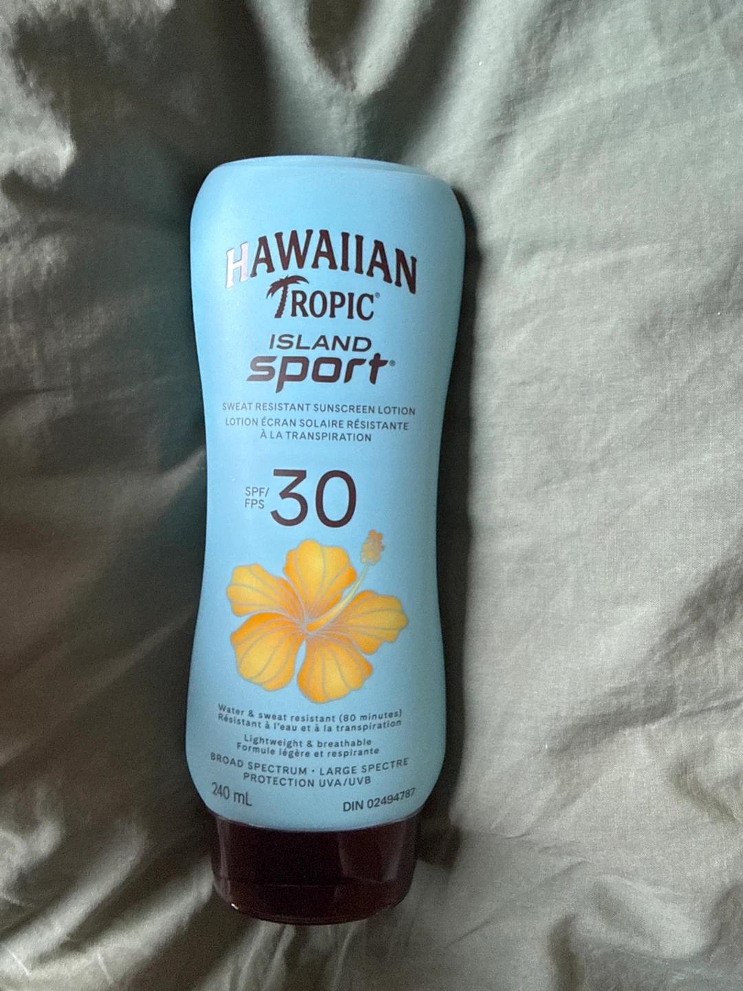 Hawaiian Tropic Island Sport SPF 30 Sunscreen Lotion 240 mL - photo 2