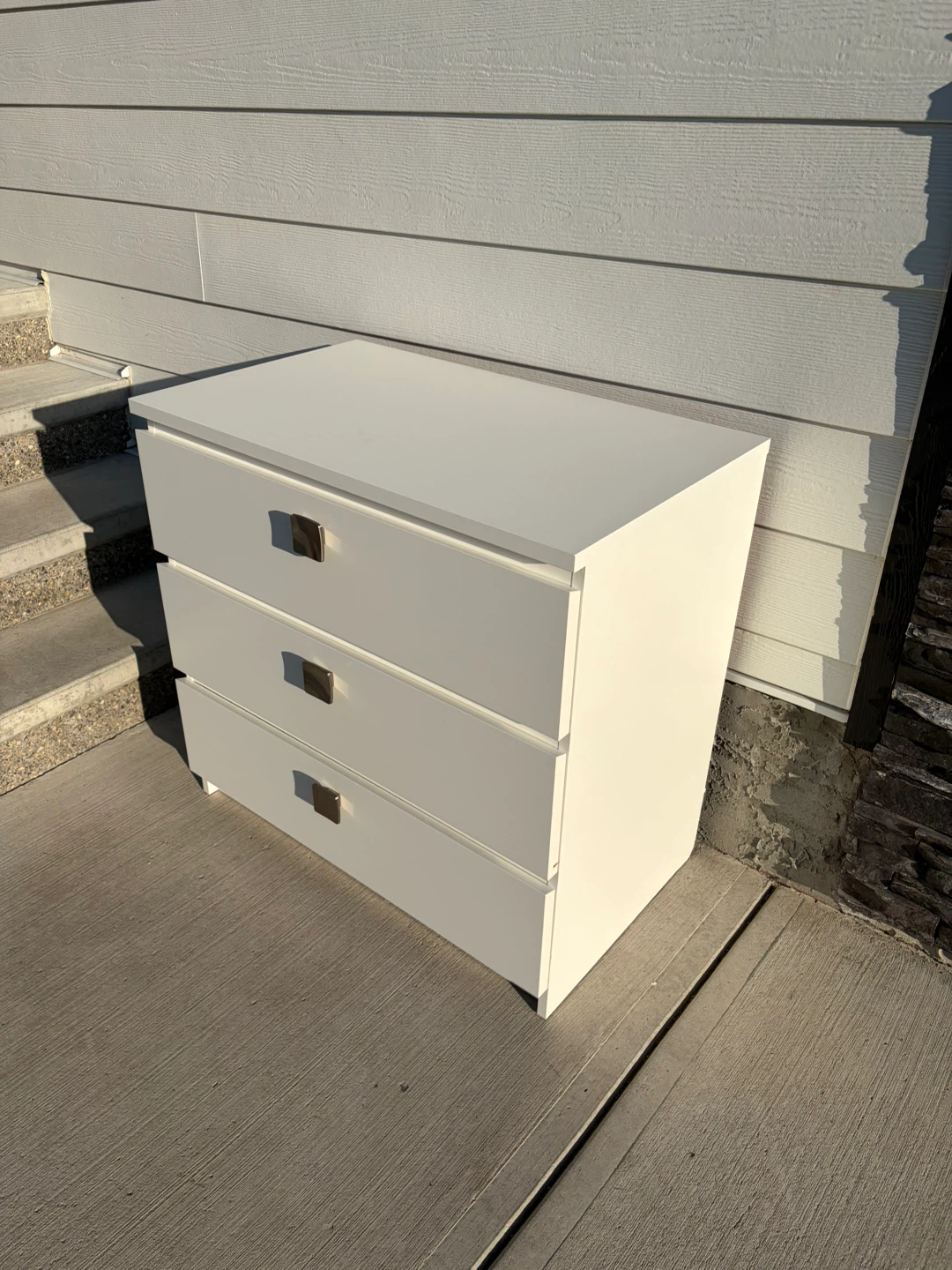 IKEA MALM 3 drawers dresser in white - photo 5