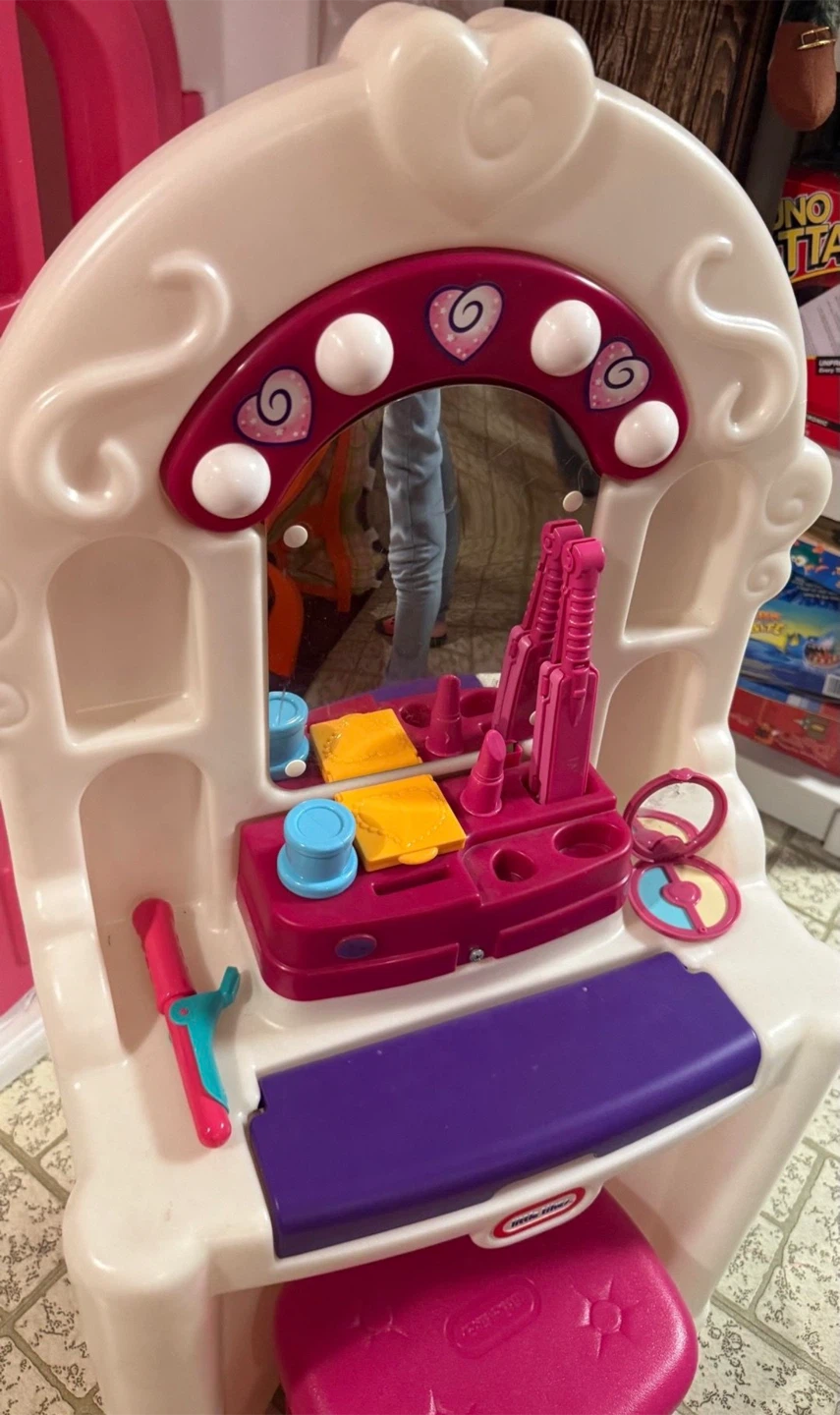Little Tikes Pretend Play Vanity with Accessories - photo 2