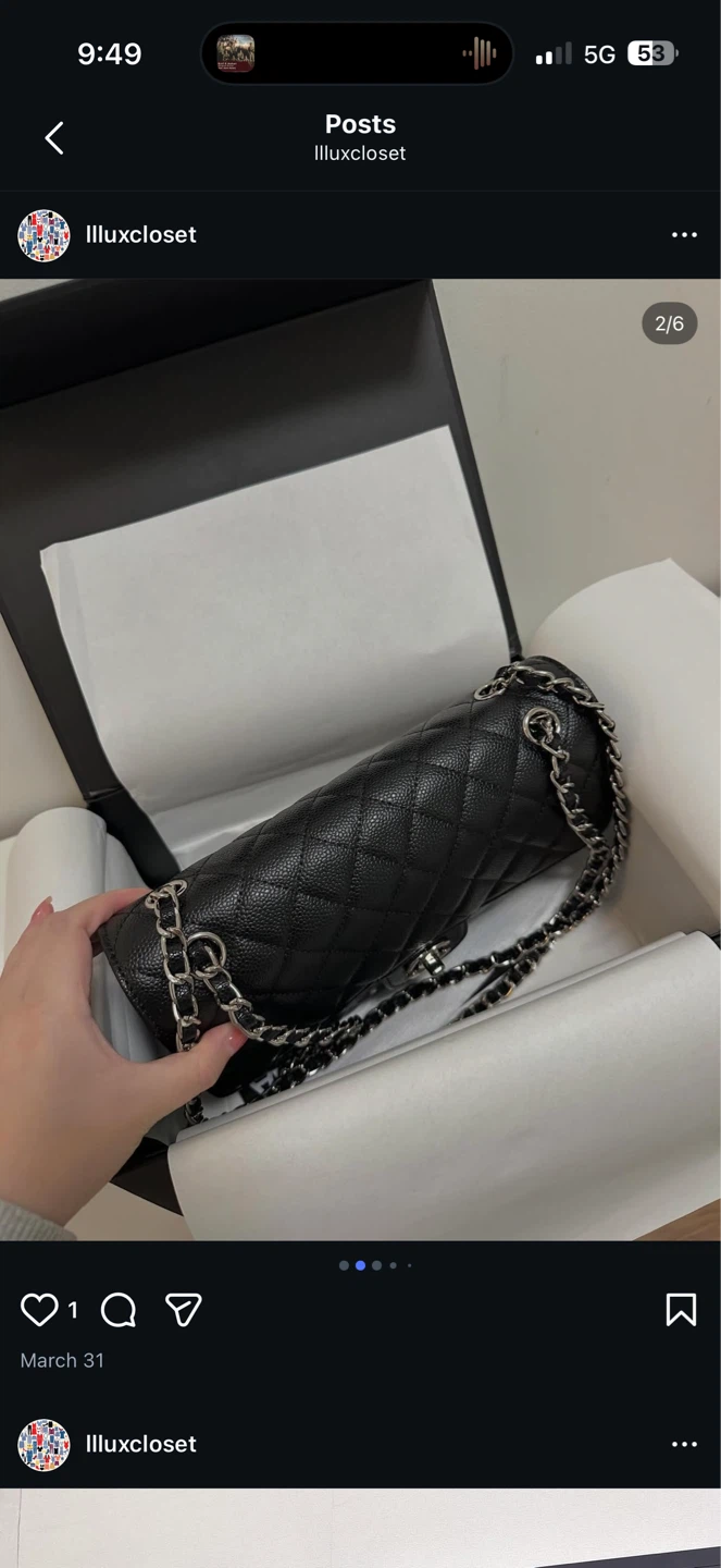 CHANEL MEDIUM FLAP BAG IN BLACK CAVIAR - photo 2