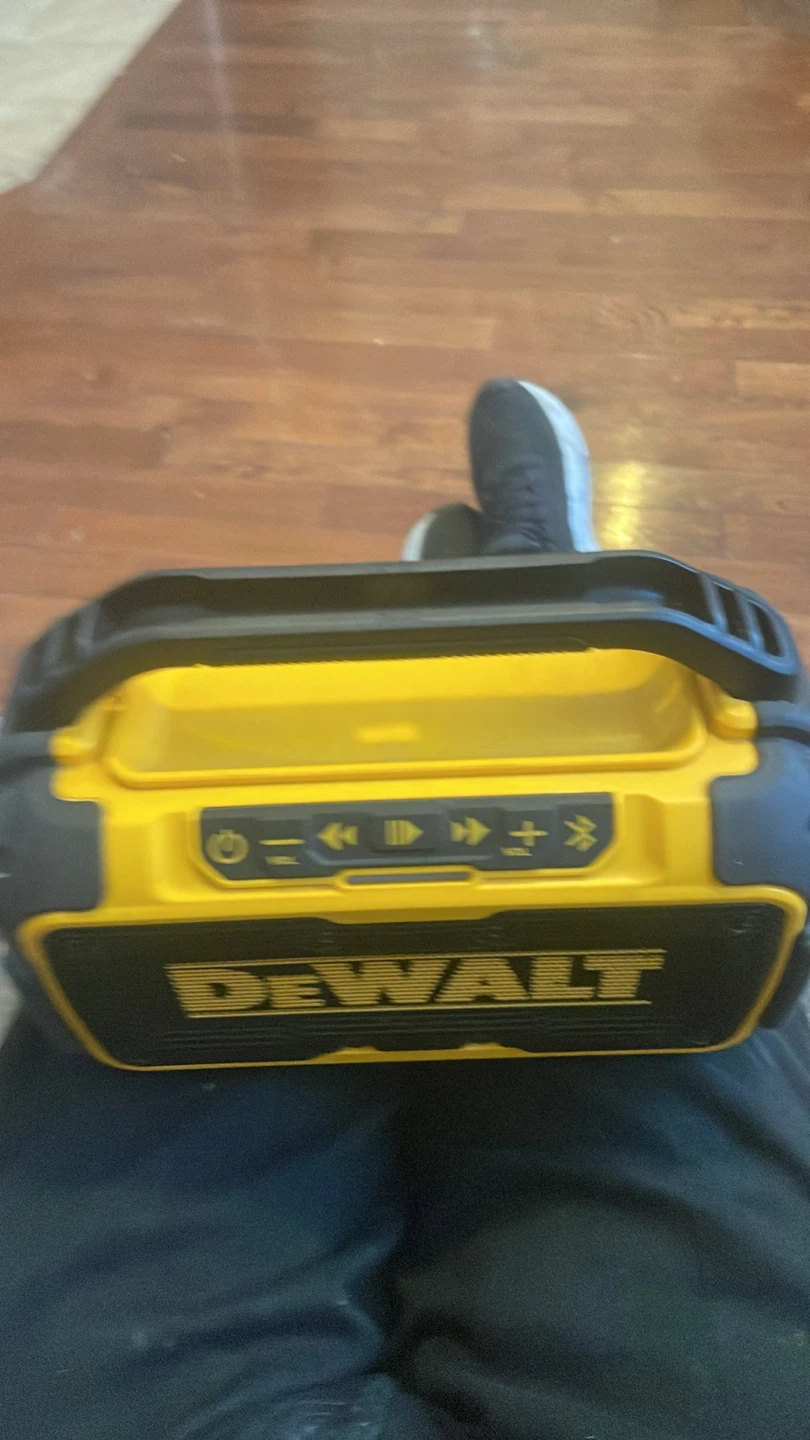 DEWALT DCR010 Bluetooth Speaker - photo 2