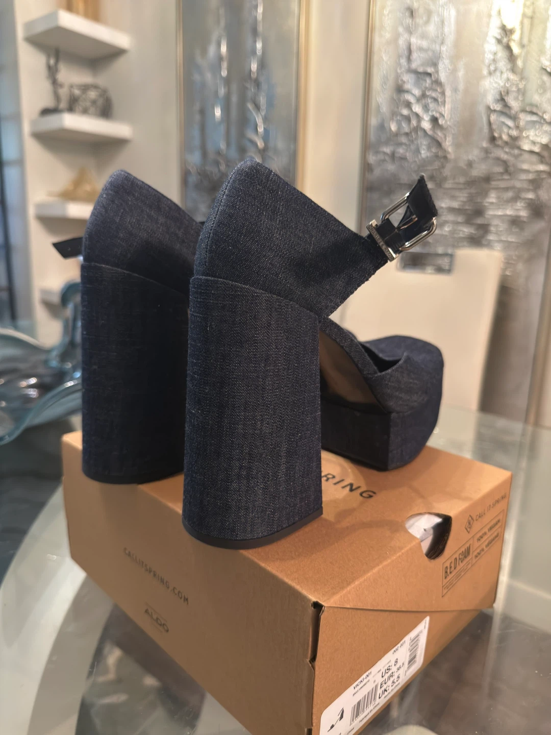 Charles & Keith Platform Heels - photo 3