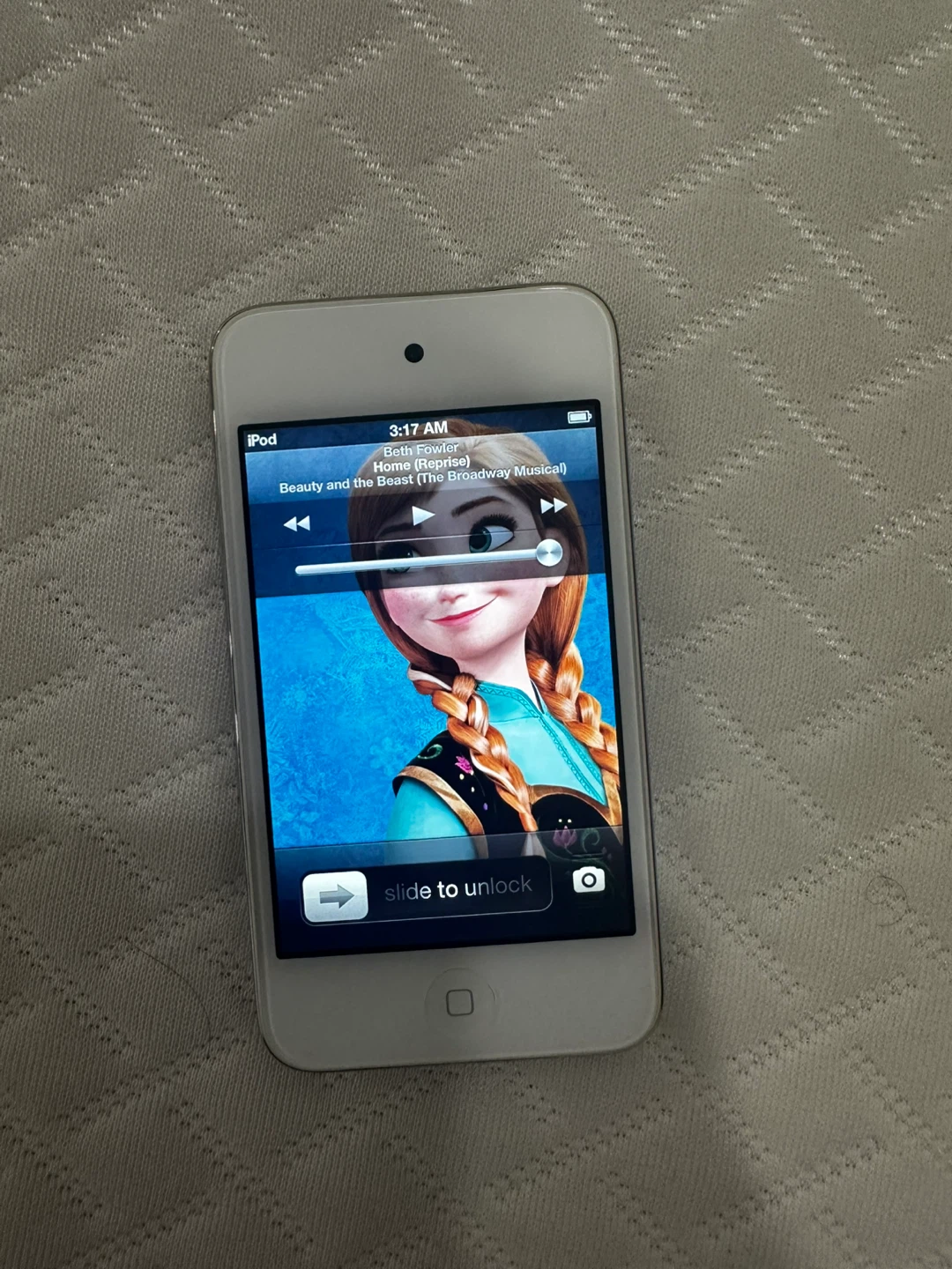 Apple iPod Touch 4th Gen 32GB