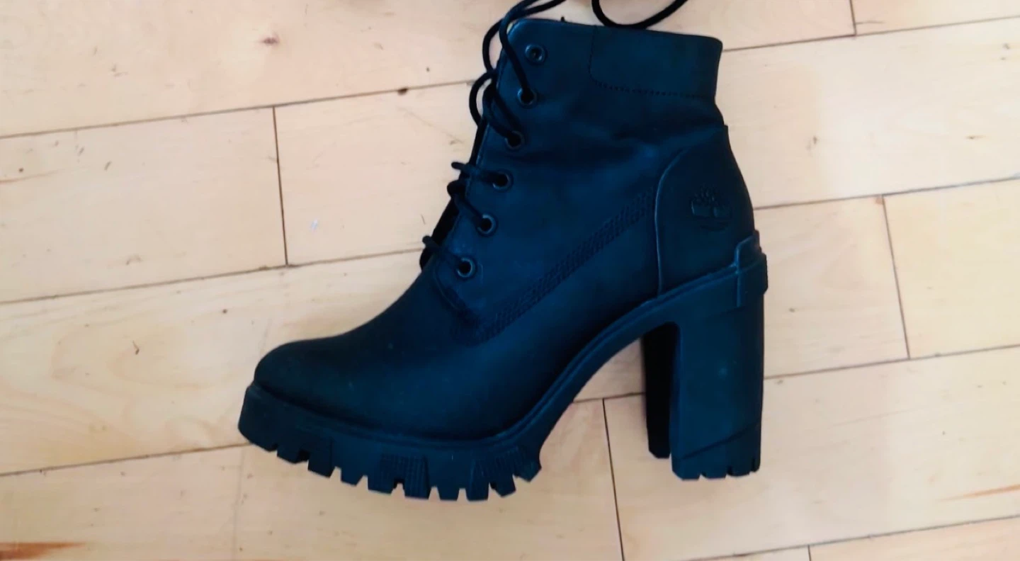 Bottes Timberland noires à talon bloc - photo 3