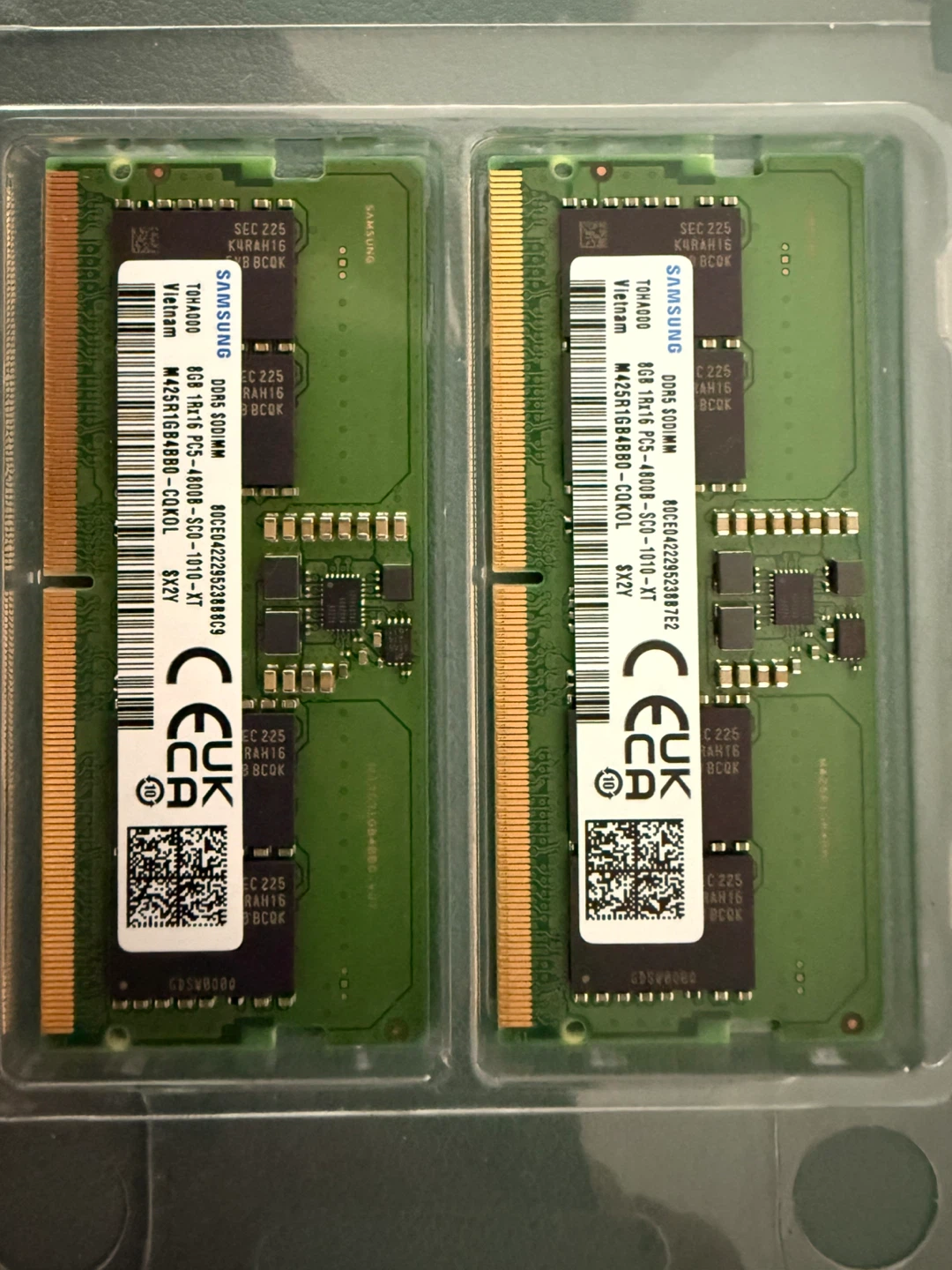 Samsung 16GB (2x8GB) DDR5-4800 PC5 SO-DIMM Laptop RAM