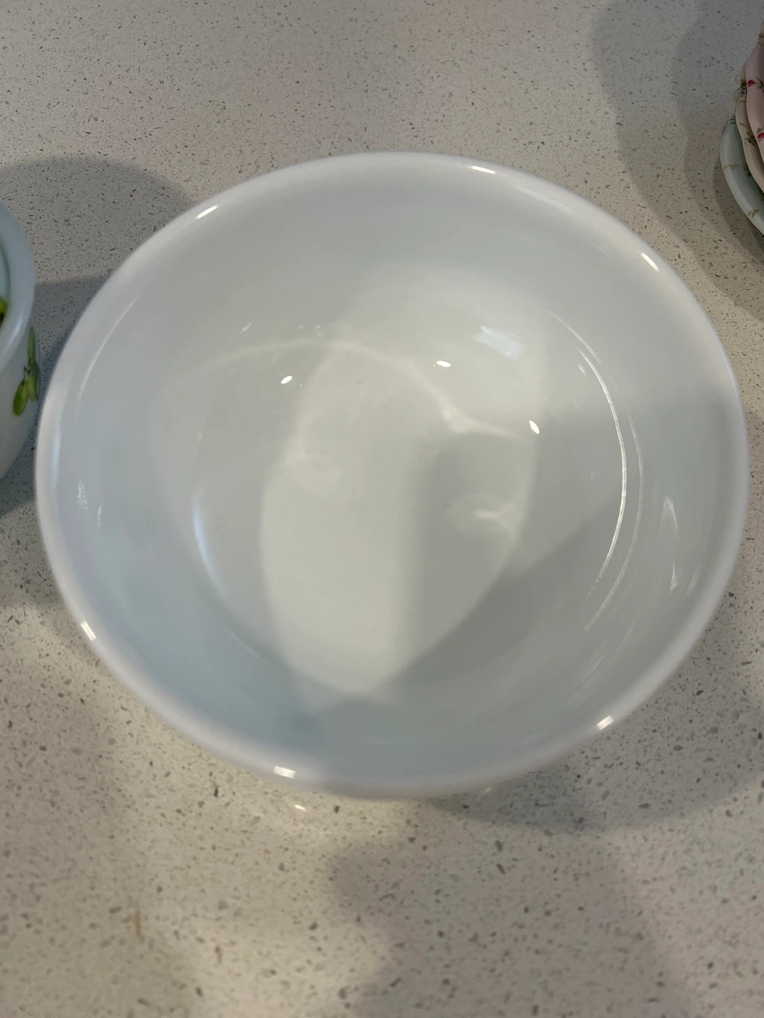 Corell Set of 4 White Bowls with Green Grapes Design - photo 3