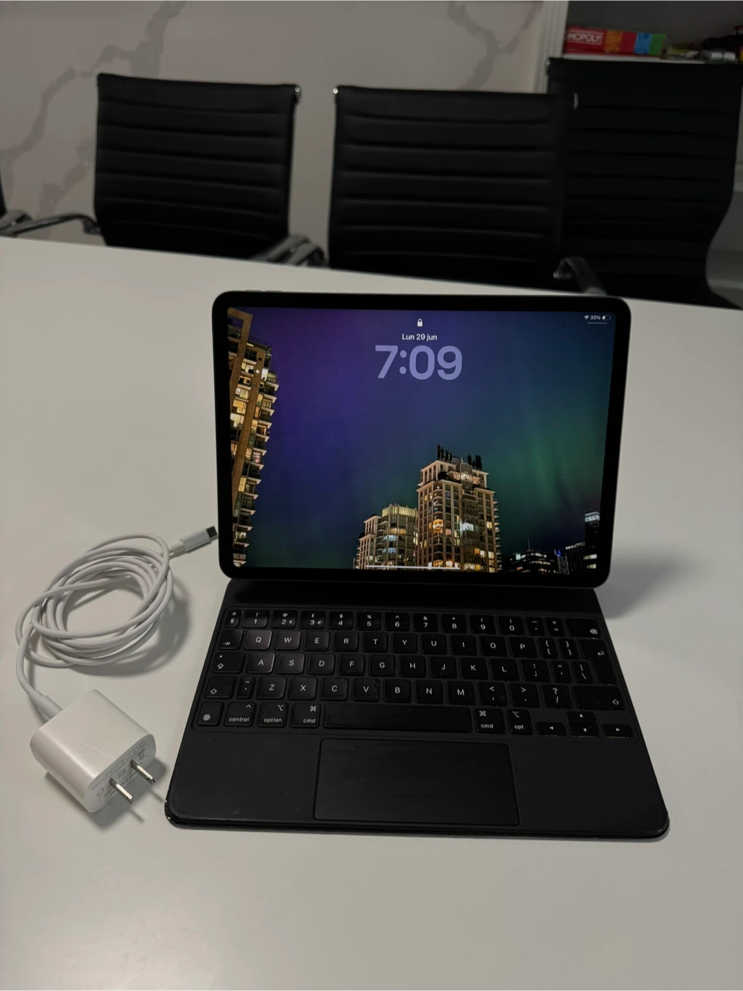 Apple iPad Pro 11” (2nd Gen) – 128GB COMBO