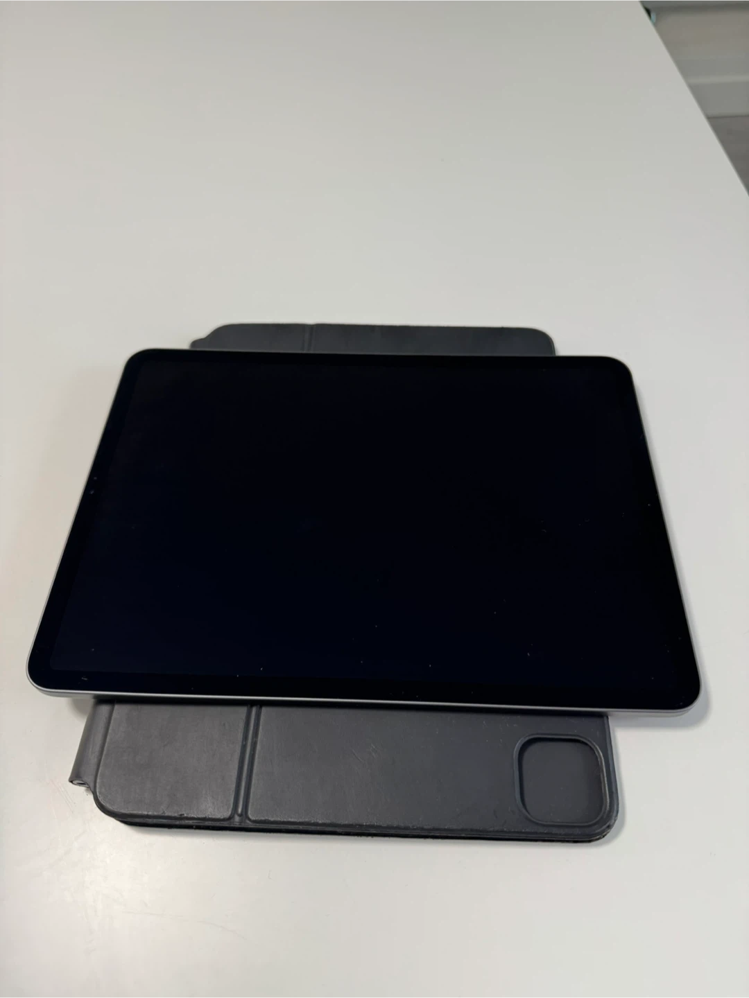 Apple iPad Pro 11” (2nd Gen) – 128GB COMBO - photo 3
