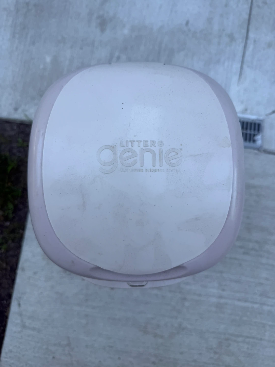 Cleaned Litter Genie Cat Litter Disposal Pail with refills - photo 4