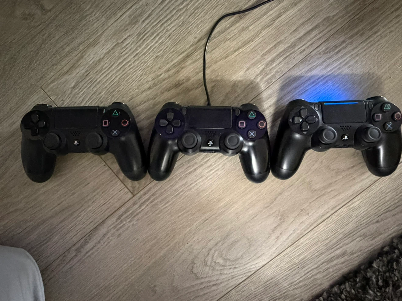 PlayStation 4 Pro 1TB Console with 3 Controllers and Games - photo 2