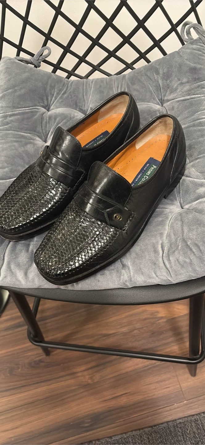Prisms Collection Men's Black Leather Loafers - Size 9