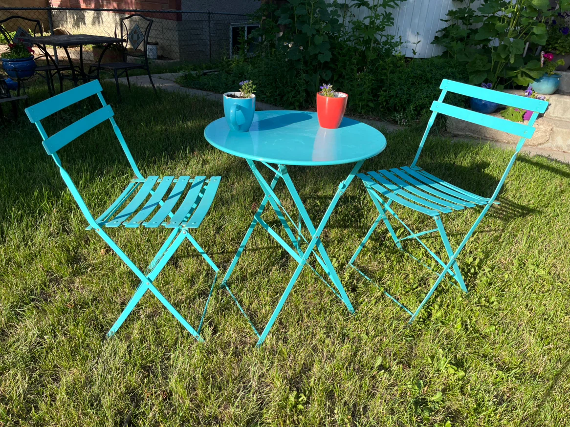 Turquoise Metal Bistro Set