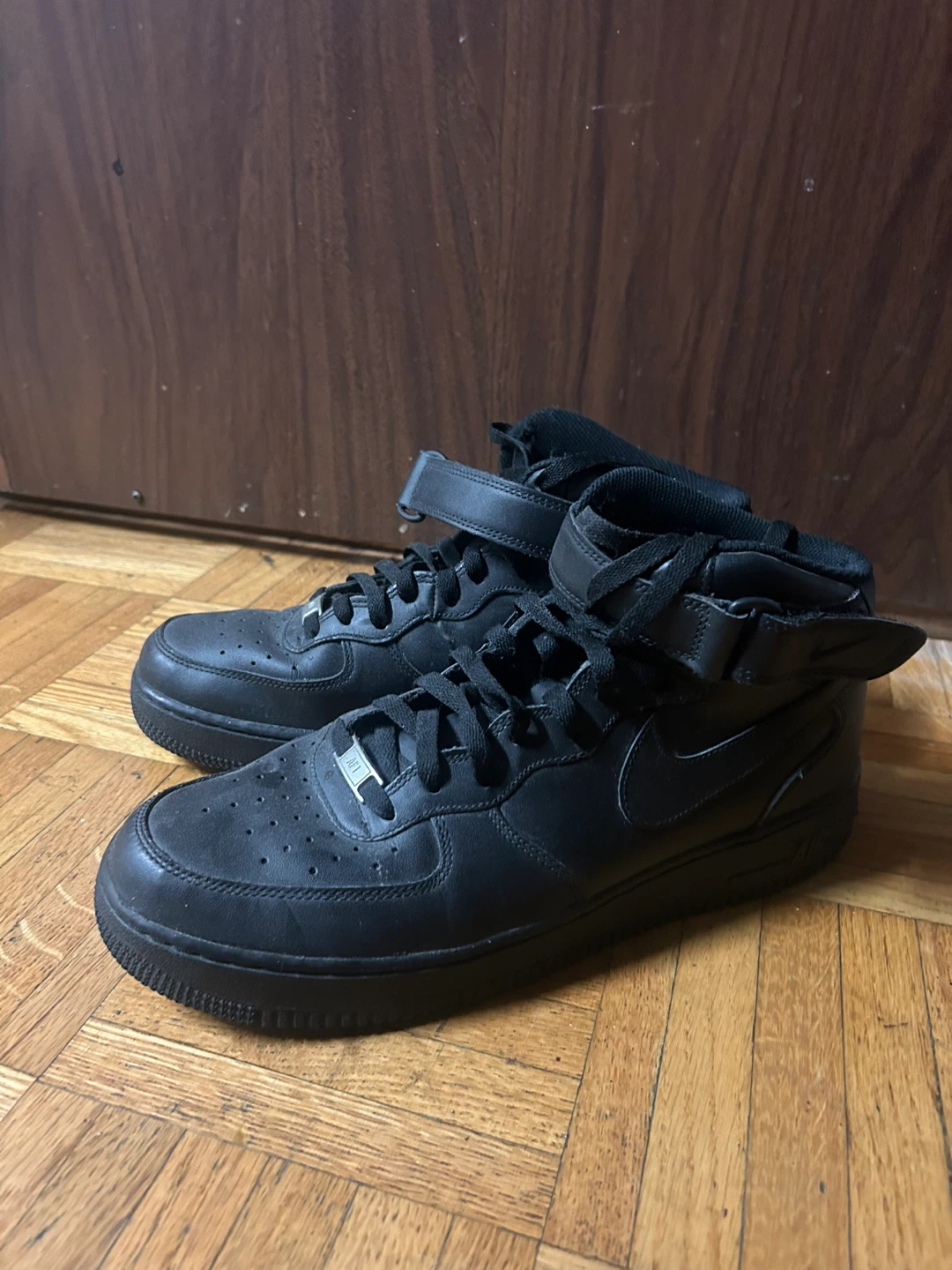 Nike Air Force 1 Mid '07 Black [Size 11]