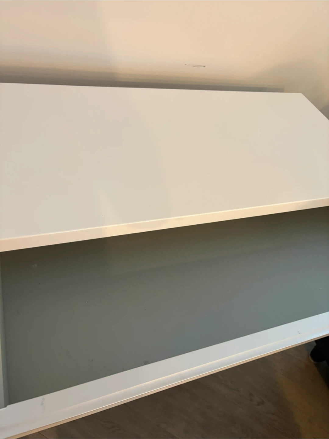 Long white desk/shelf - photo 2