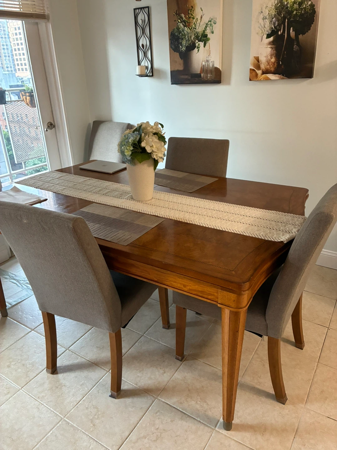 Dining Table with 4 Upholstered Chairs
