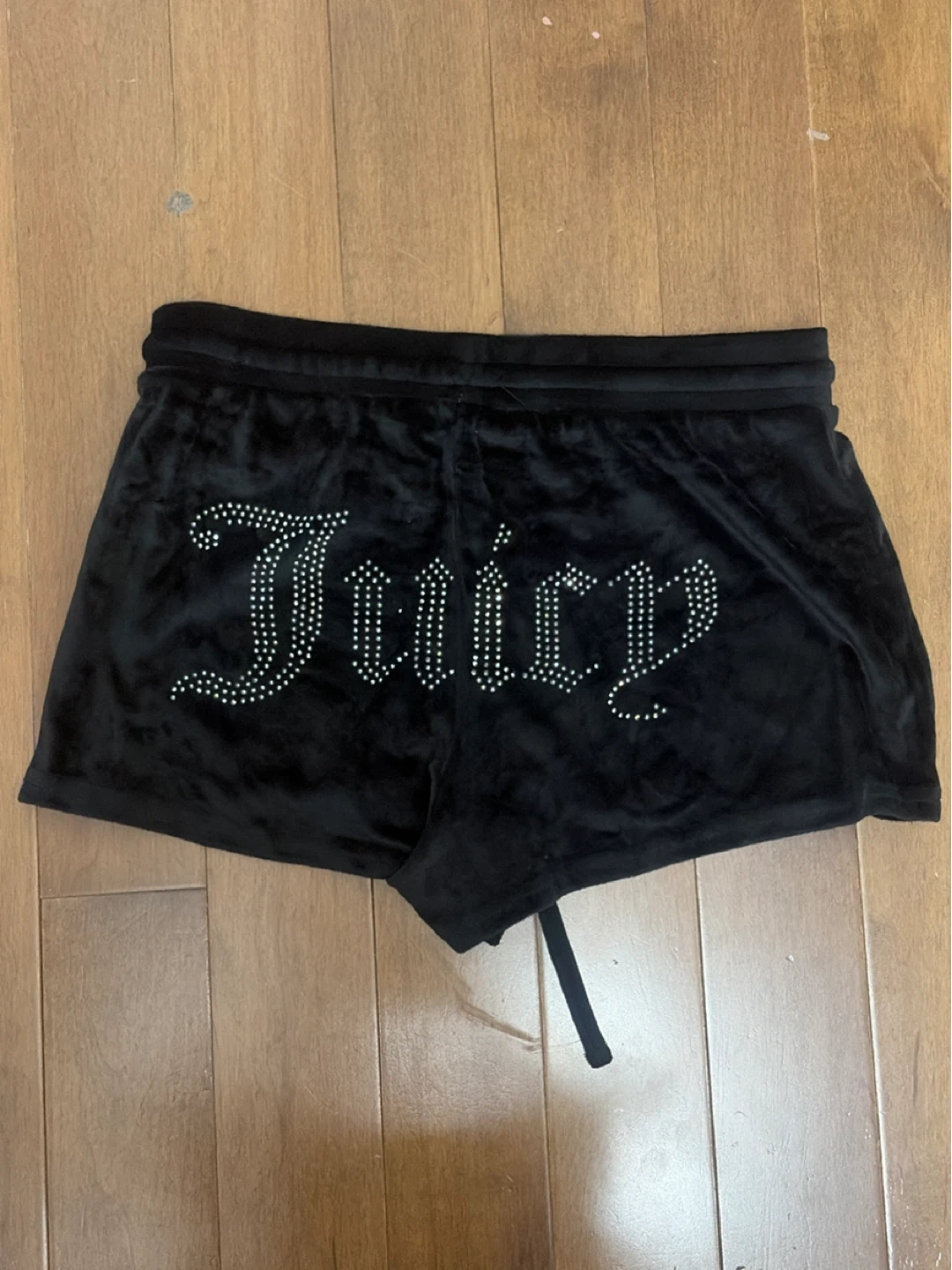 Juicy Couture shorts - size small