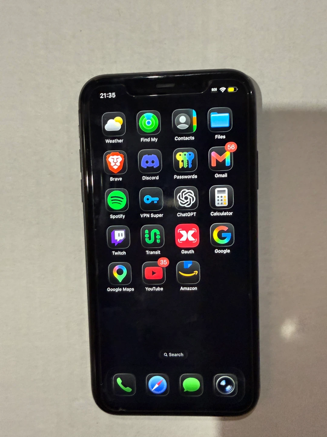 Apple iPhone 11 Black  Unlocked – Fully Working – Cracked Back - photo 2