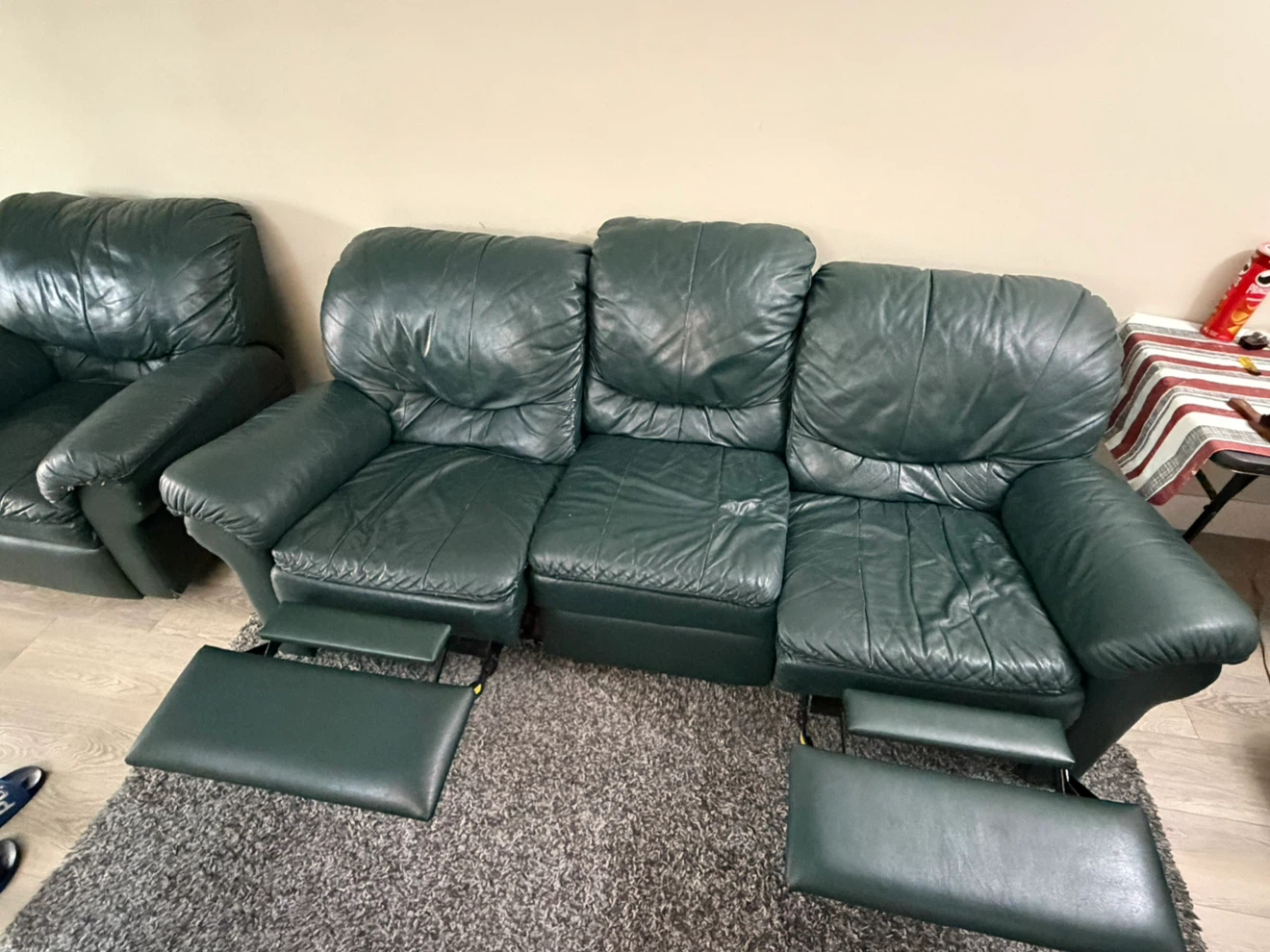 Green Leather Reclining Sofa and Chair Set - photo 3