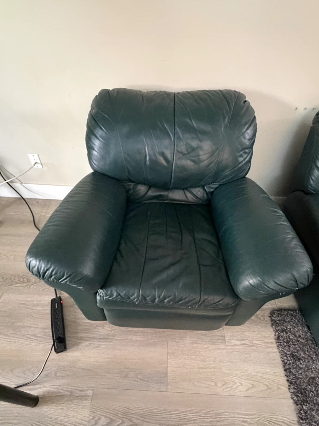 Green Leather Reclining Sofa and Chair Set - photo 4