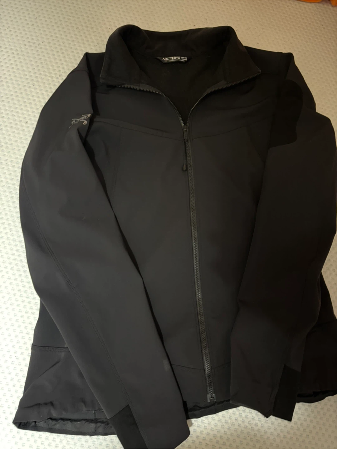 Arc'teryx men and women Softshell Jacket - photo 3