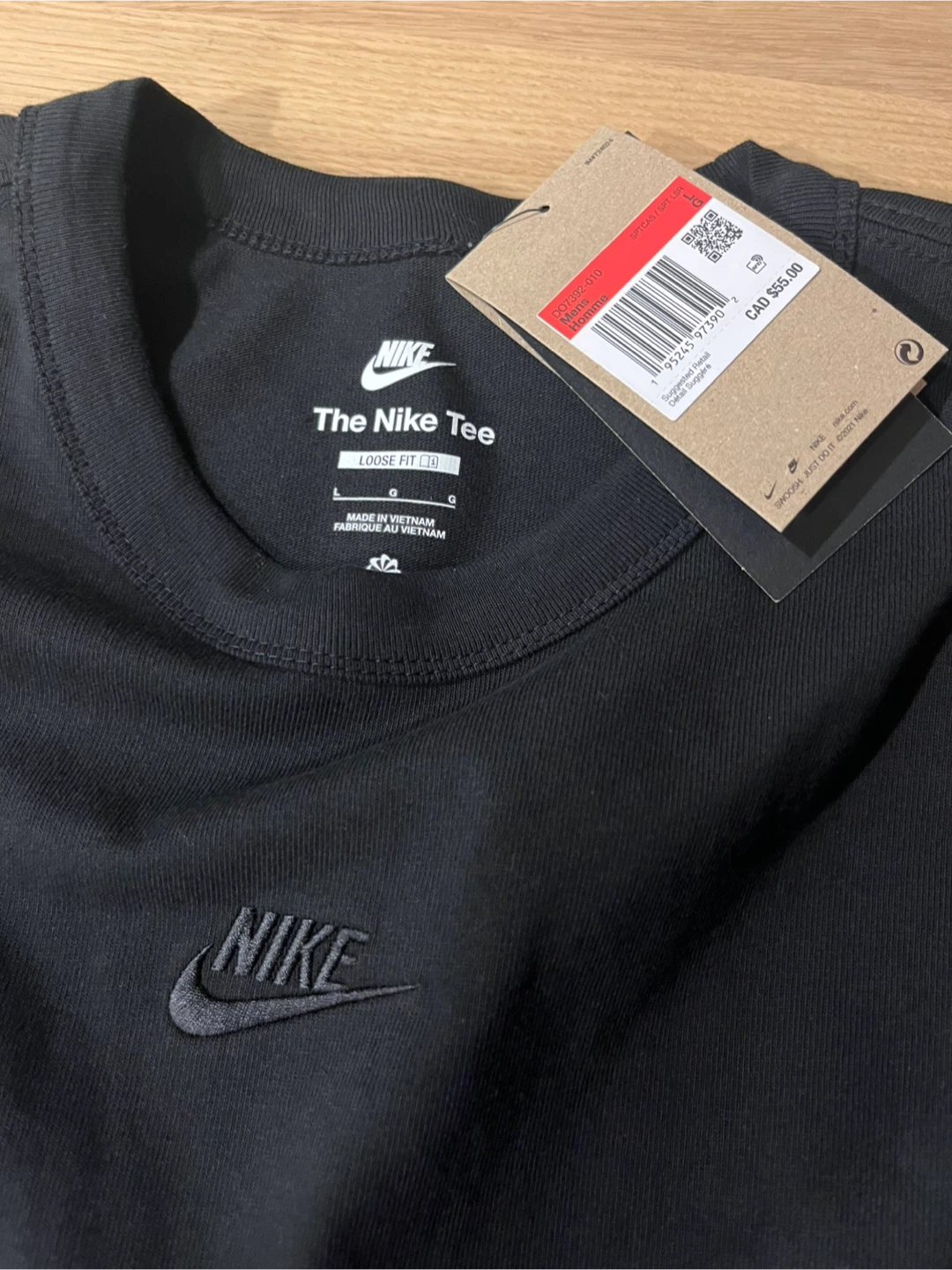 BRAND NEW NIKE ESSENTIAL TEES - photo 3