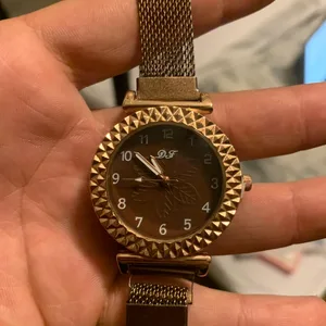 Women's Rose Gold Mesh Magnetic Band Watch