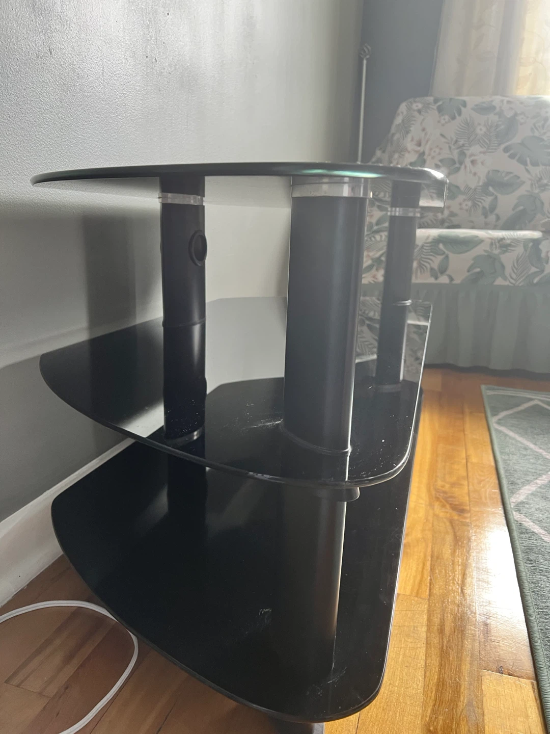 MOVING SALE Glass TV Stand - photo 3