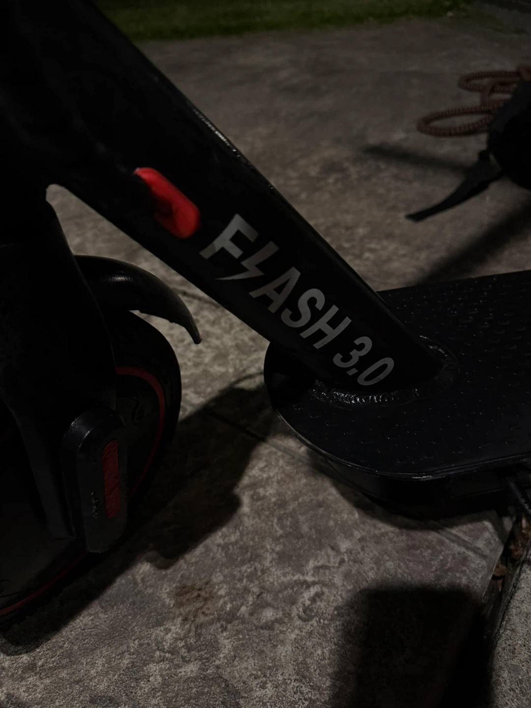 Flash 3.0 Electric Scooter - photo 2
