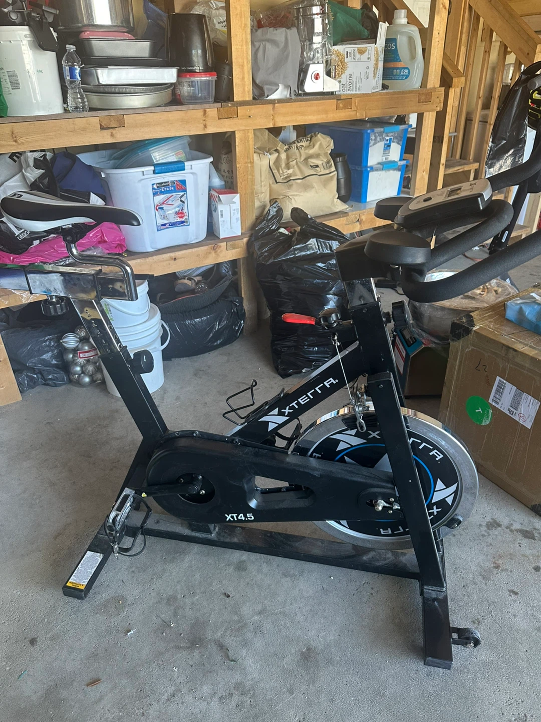 XTERRA XT4.5 Stationary Spin Bike