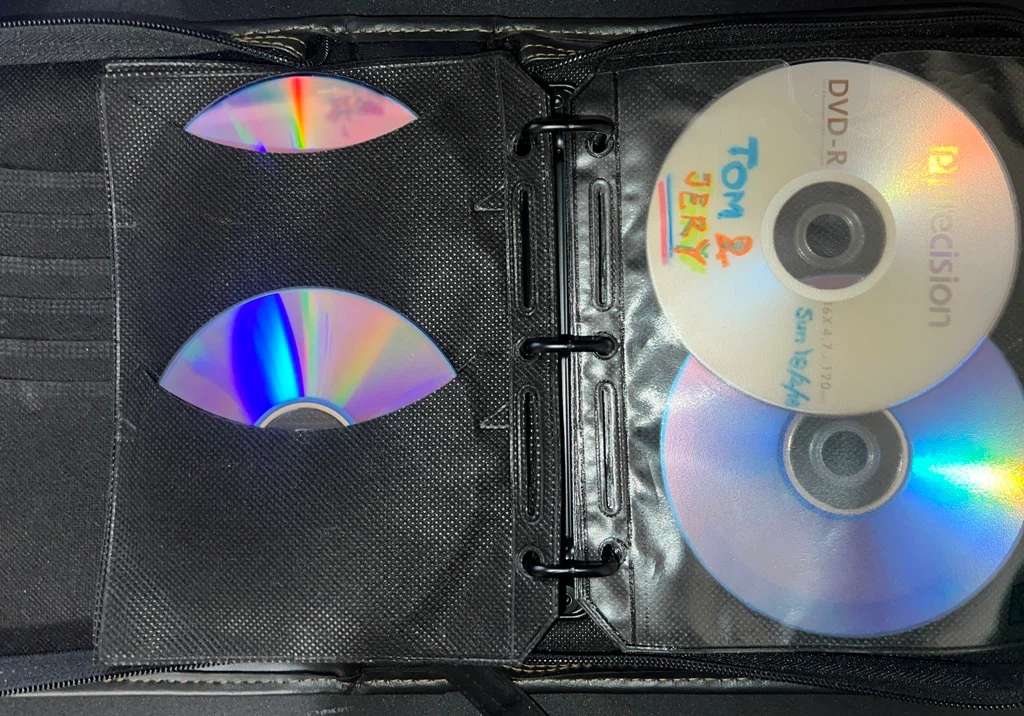 CD/DVD Storage Binder Case - photo 4