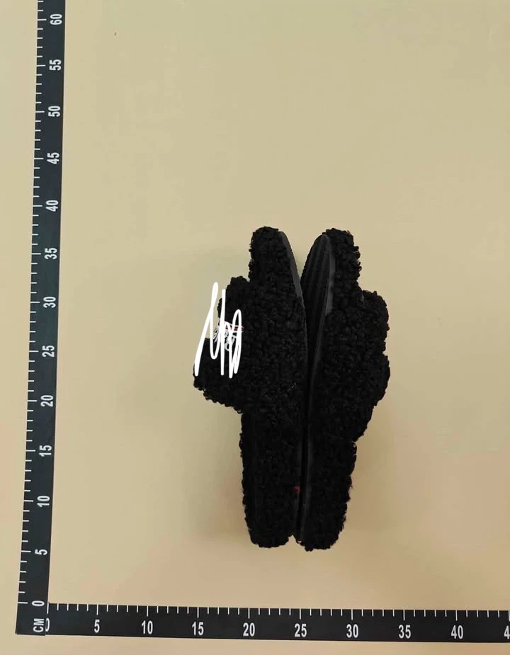 Black balenciaga Fuzzy Slippers with Box Size 42 - photo 2