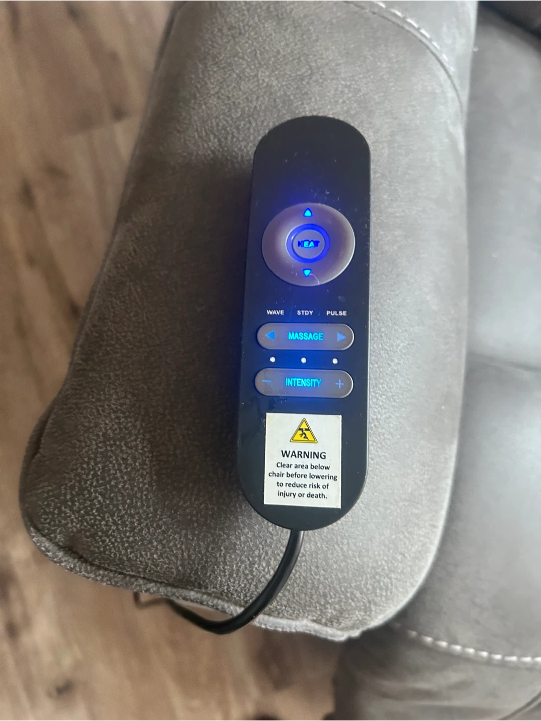 Recliner  power lift brand new - photo 3