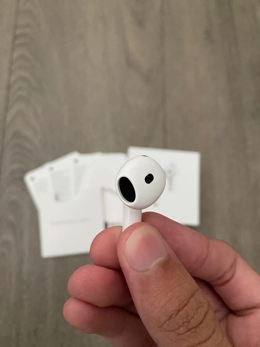 Apple AirPods 4th Gen Wireless Earbuds with Charging Case - photo 5