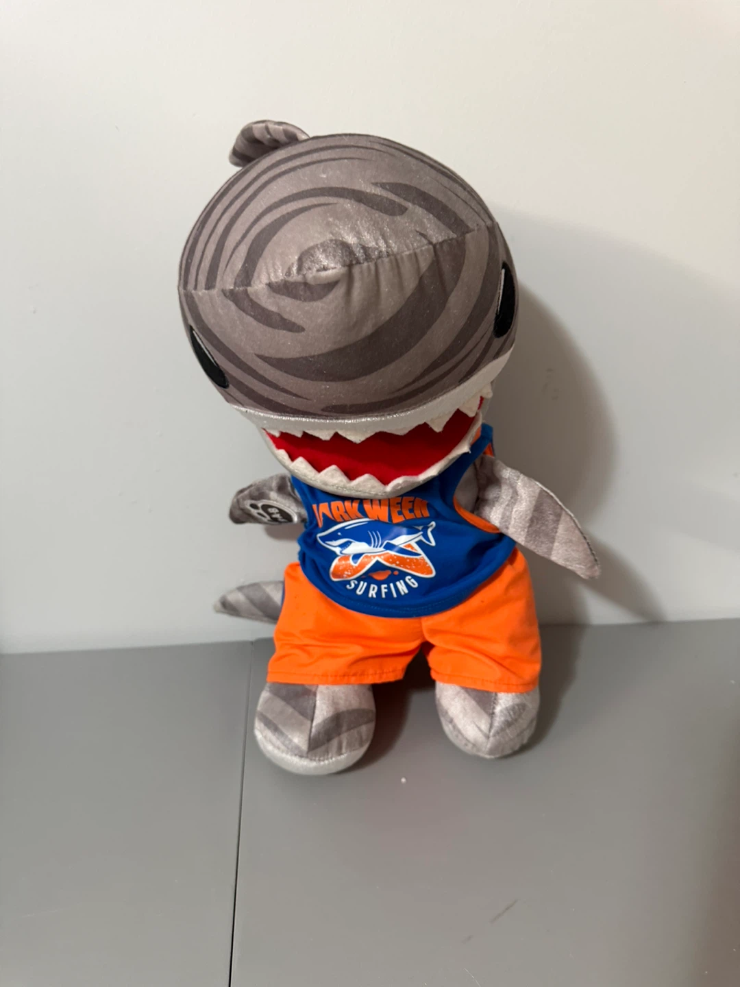 Build-A-Bear Discovery Shark Week Surf Fit Special Edition 2019 - photo 2