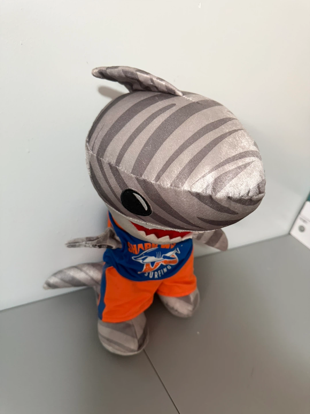 Build-A-Bear Discovery Shark Week Surf Fit Special Edition 2019 - photo 3