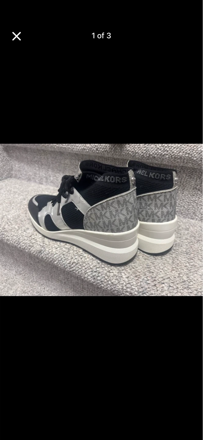 Michael Kors Women's Sneakers 8.5
